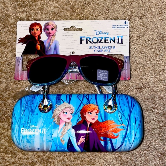 COPY - Frozen II Sunglasses & Case Set - Picture 1 of 2